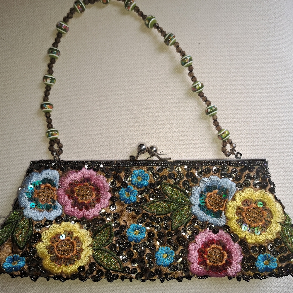Floral Embroidered Women's Bag